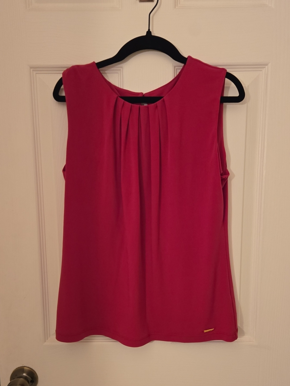 Calvin Klein Fuchsia Pleated Neck Sleeveless Camisole